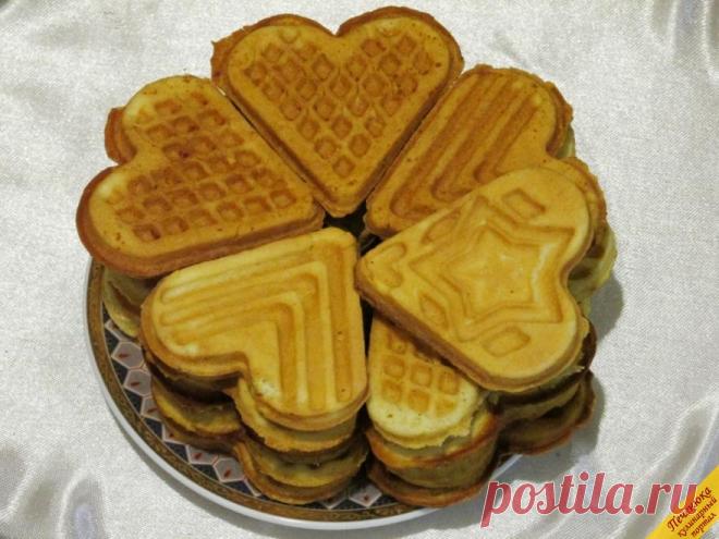 Форма для выпечки печенья. Печенье вафли в форме. Печенье вафельное сердечко. Печенья сердечки в вафельнице. Треугольное печенье.