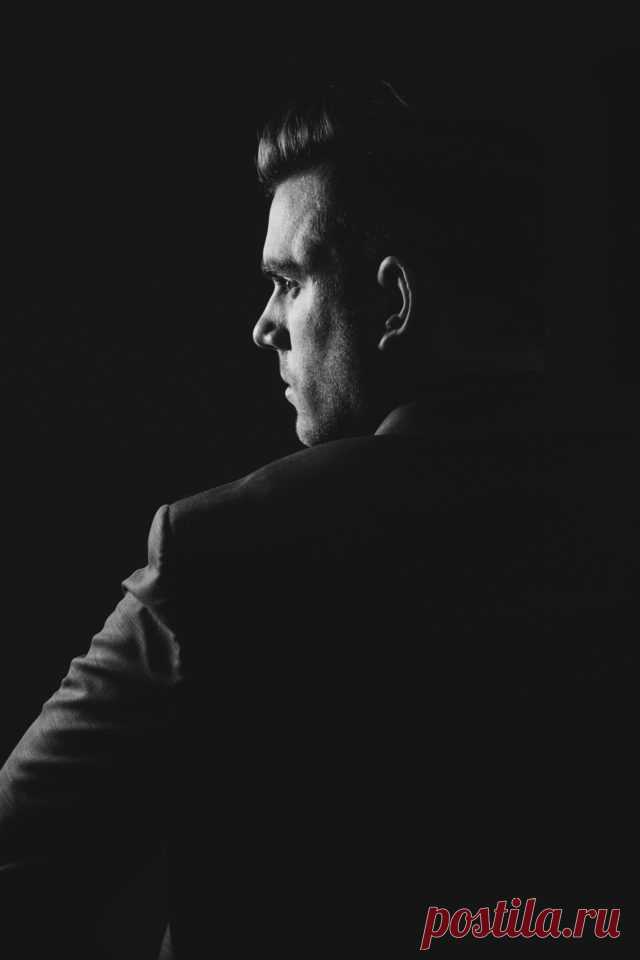 Как понять, что мужчина тот ещё Отелло: фразы, которые выдают ревнивца уже на первом свидании