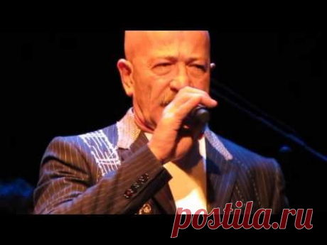 Александр Розенбаум- Днем и ночью (Ашдод 2.11.2013)