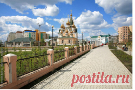 Прожил я в данном городе почти сорок лет с гаком. К тому же я его очень хорошо знаю и люблю.