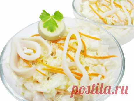 Салат с кальмарами - рецепт