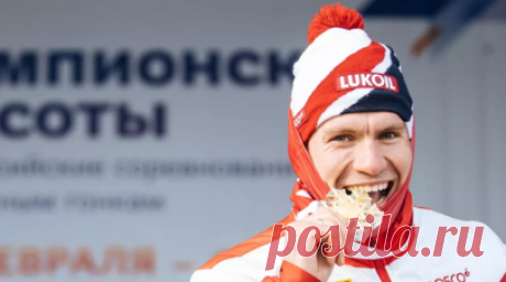 Большунов выиграл гонку с раздельным стартом свободным стилем на Кубке России. Александр Большунов одержал победу в гонке с раздельным стартом свободным стилем в рамках первого этапа Кубка России по лыжным гонкам на Вершине Тёи (Хакасия). Читать далее