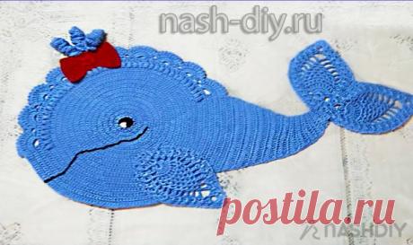 Вязаный коврик для дома Дельфин