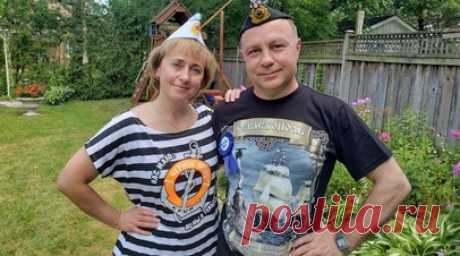 «Мы очень счастливы»: вернувшиеся в Крым из Канады соотечественники получили вид на жительство в РФ. Героям проекта «Не один на один» Евгению Полякову и его жене Елене выдали вид на жительство в РФ. Супруги переехали в Крым из Канады в апреле 2023 года и пытались оформить российское гражданство, однако заявления на оформление документов у них не приняли из-за того, что на их справках о несудимости в Канаде отсутствовал штамп российского консульства. Поляковым пришлось повторно получать…