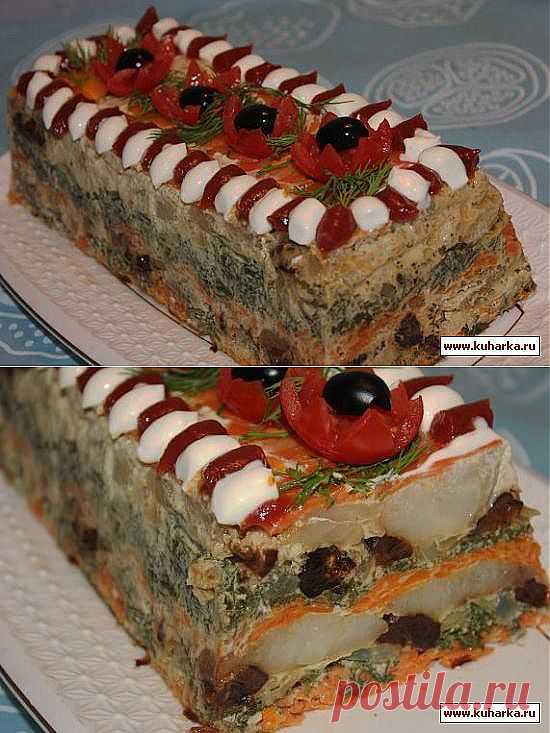 Рецепт: Рыбный торт с овощами и черносливом