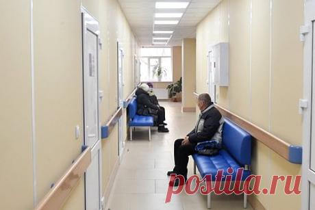 Сообщение о нехватке врачей в Мелитополе не подтвердилось. На сайте украинского «Центра народного сопротивления» 19 января появилась публикация, в которой утверждается, что из Санкт-Петербурга в Мелитополь были отправлены врачи. Авторы поста заявили, что в регионе якобы не хватает врачей и есть проблемы с медпомощью. Эта информация не подтвердилась.