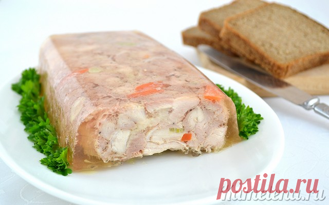 Куриный рулет в желе.