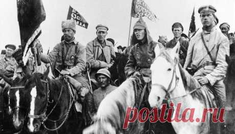 В период Гражданской войны в России на авансцену политической борьбы выдвинулись две противоборствующие силы, вошедшие в летописные анналы как «красные» и «белые». Однако выбор такой цветовой палитры был далеко не случайным.