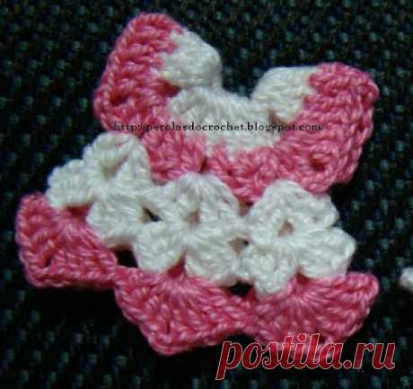 PAP: Mini vestidinho de crochet - Lembrancinha de maternidade - Ímã de geladeira