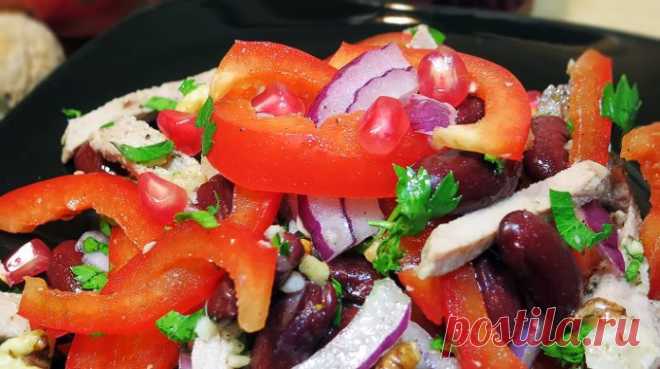Восхитительный салат «Тбилиси» с красной фасолью и мясом Восхитительный салат «Тбилиси» с красной фасолью и мясом покорит вас с первой же минуты, как только вы его попробуете. Мясной салат с кинзой пахнет счастьем: у него великолепный...