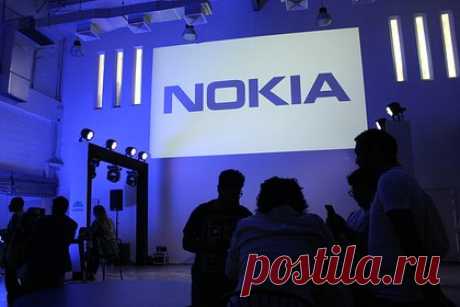 Раскрыт преемник Nokia на рынке смартфонов. В апреле компания HMD Global, владеющая правами на бренд Nokia, выпустит новые смартфоны. Два устройства от HMD заметили в базе данных IMEI еще в декабре. Позже инсайдеры раскрыли информацию о том, что первый аппарат будет ориентирован на широкого потребителя и, таким образом, заменит собой недорогие смартфоны Nokia.