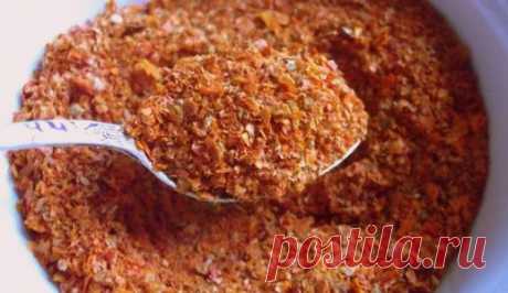 Рецепт сушеных помидор и маринованной капусты.