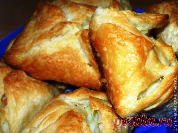 Слойки с картофелем / Рецепты с фото