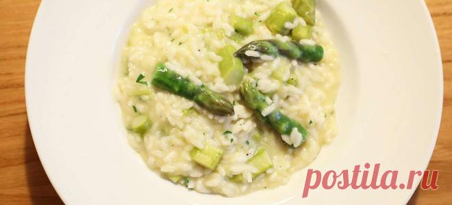Rezept Tipp: Risotto mit grünem Spargel - Falstaff Top-Rezept für 6 Personen von Willi Klinger. Alle Zutaten und wertvolle Tipps zur Zubereitung. Willi Klinger präsentiert eine typisch italienische Frühlings-Kombination aus frischem, grünem Spargel und einem fantastischen Risotto.