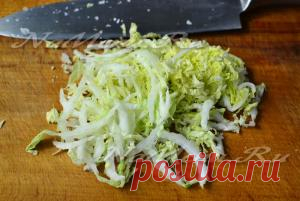 Салат из пекинской капусты, рецепт с огурцом и помидором