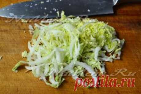 Салат из пекинской капусты, рецепт с огурцом и помидором