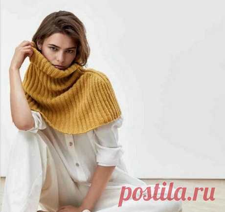Тёплый воротник-оплечье спицами. / vsesviazano.blogspot.com