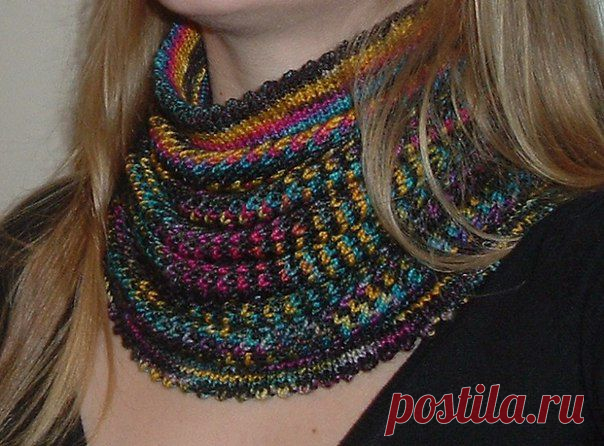 Эффектный шарф-снуд.