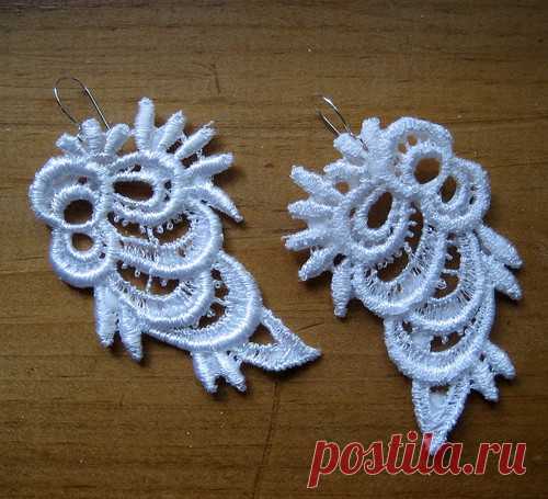 Learn How To Make Lace Earrings - Fashion - Nigeria