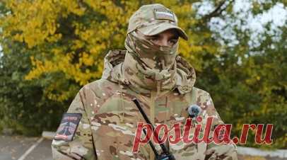 «Отомстить ВСУ»: добровольцы отряда «БАРС-Курск» рассказали о своей службе. Месть за разрушенные обстрелами ВСУ дома мирных жителей в Курской области, желание помочь пострадавшим, стремление показать пример настоящего патриотизма подрастающему поколению — такие причины называют добровольцы из отряда «БАРС-Курск», отвечая на вопрос, почему они сознательно отказались от мирной жизни в пользу опасной службы. Жители Курской области и других регионов России, вступившие в добровольческий отряд…