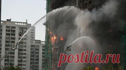 Число погибших при пожаре в жилом комплексе в Гонконге возросло до 146. Число погибших при пожаре в жилом комплексе Wang Fuk Court в Гонконге возросло до 146, пишет South China Morning Post со ссылкой на данные полиции. Читать далее