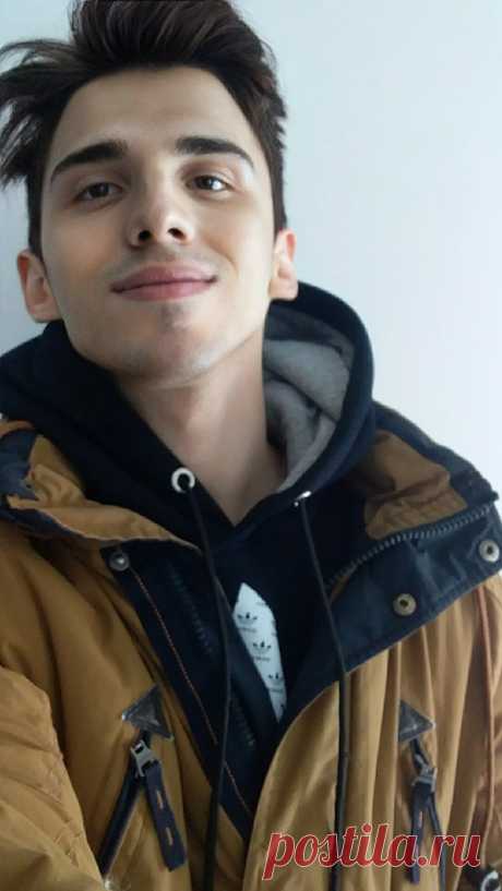 Slava Volk Певец