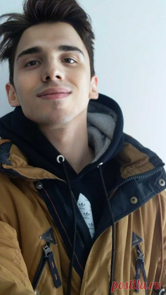 Slava Volk Певец