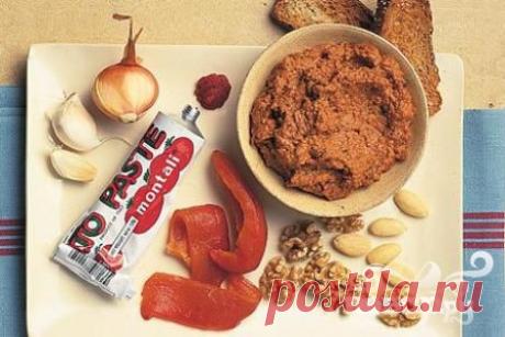 Соус из чили, орехов и сладкого перца - кулинарный рецепт на Повар.ру