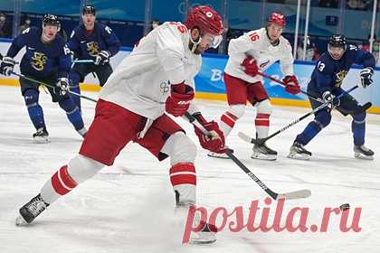 Сборная России по хоккею проиграла в финале Олимпиады-2022. Сборная России проиграла команде Финляндии в финальном матче олимпийского турнира Игр 2022 года в Пекине. Встреча завершилась со счетом 2:1 в пользу финнов. Заброшенными шайбами отличились россиянин Михаил Григоренко, а также финны Вилле Покка и Ханнес Бьернинен. Россияне завоевали серебро Олимпиады.