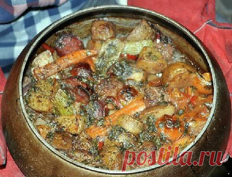 Говядина тушенная в красном вине - РЕЦЕПТЫ ИЗ ГОВЯДИНЫ - РЕЦЕПТЫ - ВкусноВсё