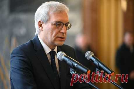 МИД России анонсировал меры в ответ на вступление Финляндии в НАТО. Россия уже приступила к выработке мер в ответ на вступление Финляндии в блок НАТО. С таким заявлением выступил замглавы МИД РФ Александр Грушко. «Естественно», — ответил дипломат на поступивший вопрос о том, начала ли Москва подготовку к мерам реагирования на членство Хельсинки в Североатлантическом альянсе.