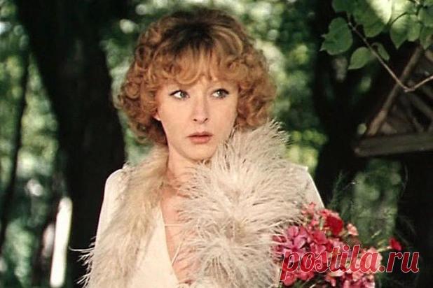 Анастасия Вертинская: «Я вставляла вату в нос и уродовала лицо» - МК