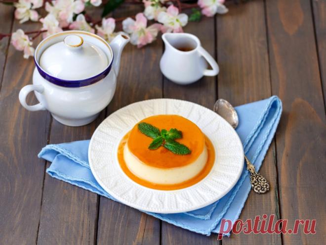 Крем-карамель Крем-карамель – эффектный, легкий в приготовлении и очень вкусный десерт из минимального количества компонентов.
