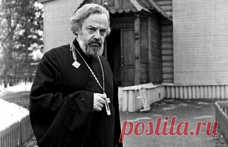 В РПЦ допустили канонизацию отца Александра Меня | Религия