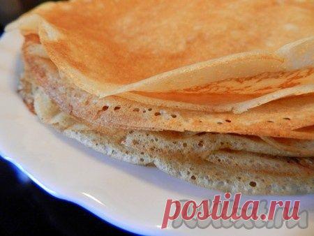 сладкий блинный пирог с творожной начинкой в нежной сметанной заливке