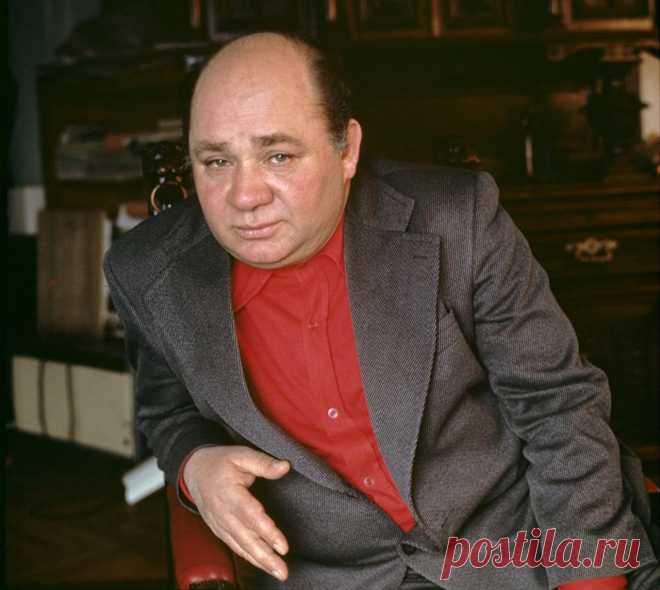 Евгений Леонов, 2 сентября, 1926
 • 29 января 1994