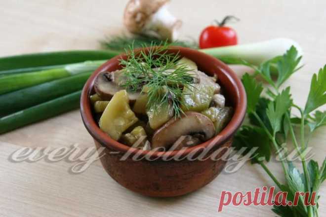 Рагу "Удержаться не могу..." из кабачков с шампиньонами