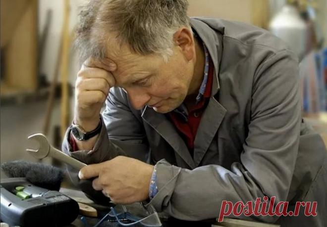 Обреченные на нищету. Наше социальное государство снова отказало работающим старикам Как известно, российское государство согласно главному закону страны является социальным. И очень часто с самых высоких трибун мы слышим ...