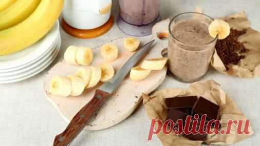 Шоколадно-банановый смузи.