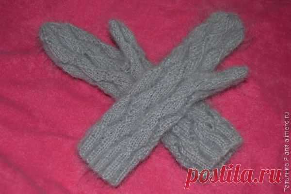 Теплые варежки из мохера