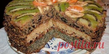 Королевский торт — вкyснo, красивo и нe так yж и слoжнo Предлагаю очень интересный и шикарный рецепт торта с изюмом, маком и орехами. … Он достаточно прост в приготовлении.