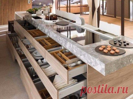 Хотели бы себе такой стол? 😇