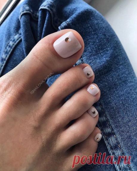 44 стильных идеи летнего педикюра 2020 : модные тенденции и современный дизайн ➡️ Кликайте на фото, чтобы посмотреть