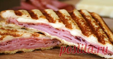 Горячие бутерброды на сковороде