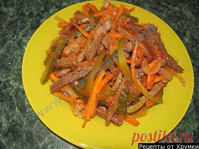 Охотничий салат с говядиной и соленым огурцом