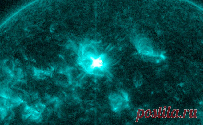 На Солнце произошла мощная вспышка. Мощная вспышка произошла на Солнце, сообщили в лаборатории солнечной астрономии Института космических исследований (ИКИ) и Института солнечно-земной физики (ИСЗФ).