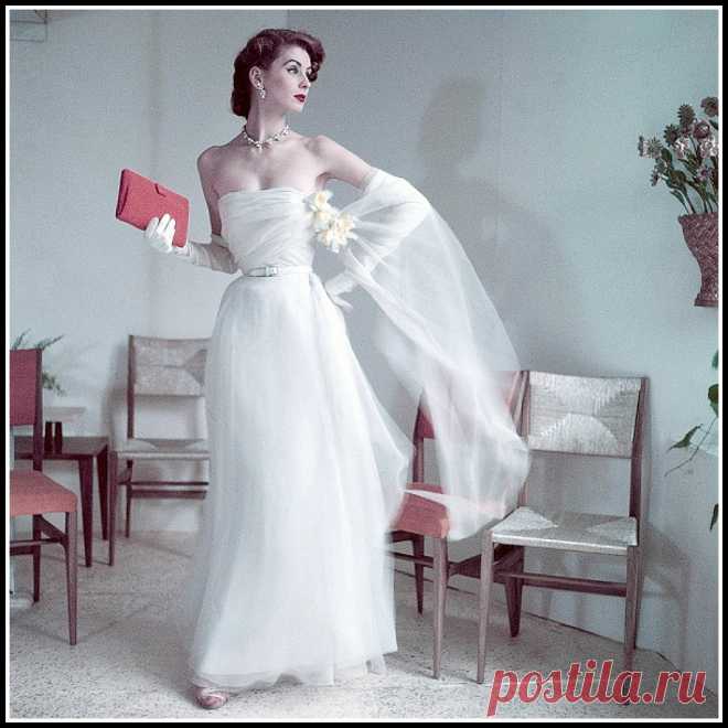 Suzy Parker, 1952