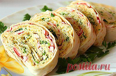 Рецепт: Рулет из лаваша с начинкой из крабовых палочек - пошаговый фото рецепт приготовления