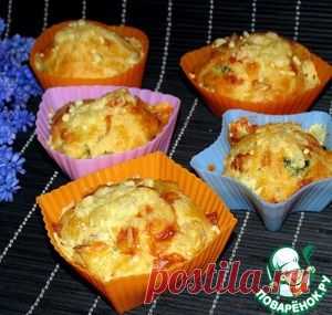 Закусочные маффины с сыром и курицей