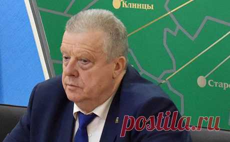 Брянский губернатор попросил ФСБ проверить своего бывшего заместителя. Губернатор Брянской области Александр Богомаз попросил ФСБ проверить бывшего вице-губернатора Александра Петроченко.